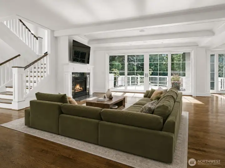 Virtual staged Living room