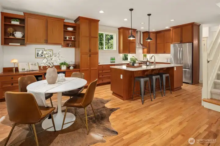Eat in kitchen