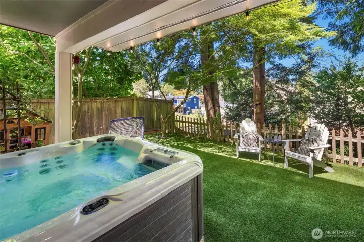 Hot tub
