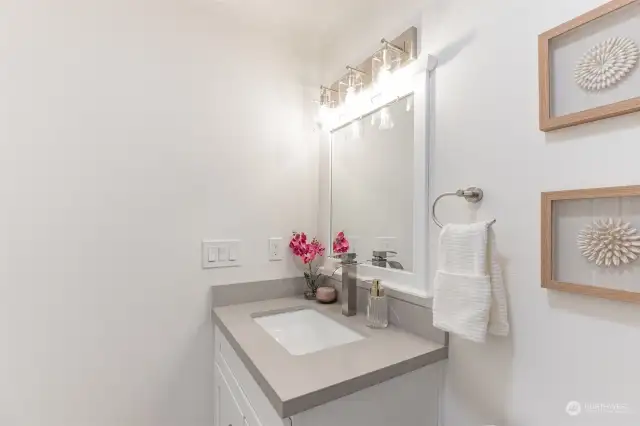 Primary Full Bathroom