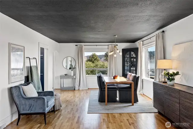 Notice the gorgeous hardwood floors!
