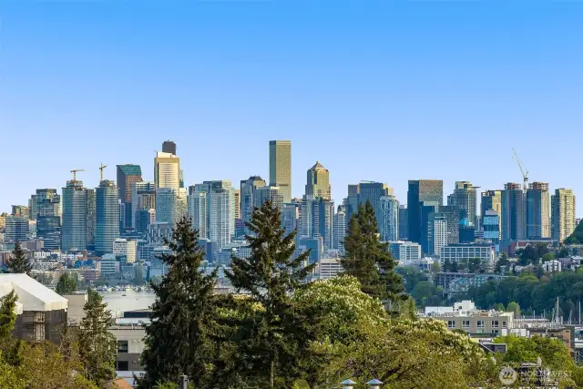 Enjoy breathtaking panoramic views of Seattle's skyline just minutes from your doorstep.