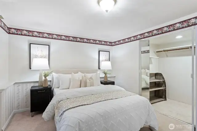 Bonus Room with Walk-in Closet