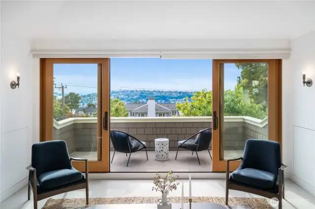 The views from this room and patio... chefs kiss.