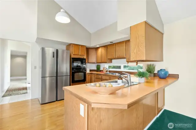 Elevated ceilings in Kitchen