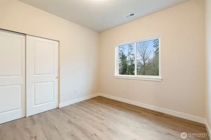 Upper floor bedroom #2