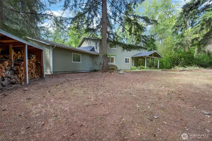 Nature lovers’ dream property with room to roam.