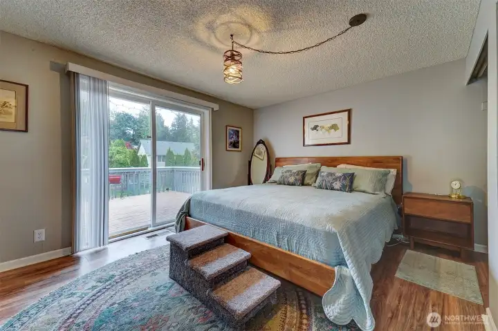 Primary bedroom