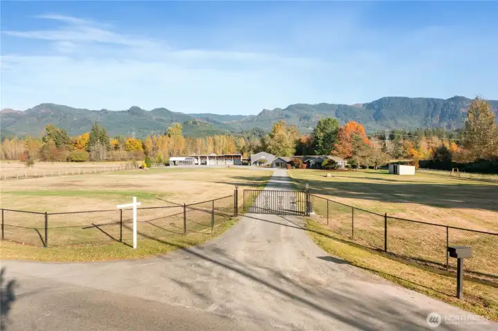 ~Fully Fenced and Gated Entry~