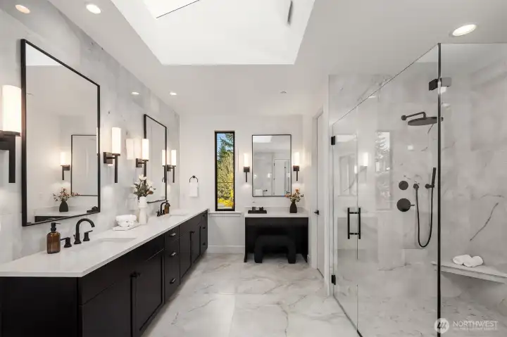 Primary Bathroom - Upper Floor