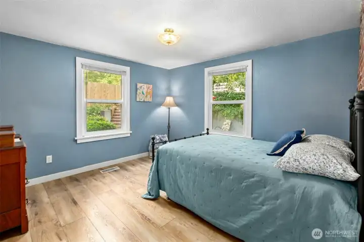 Main Floor Extra Bedroom