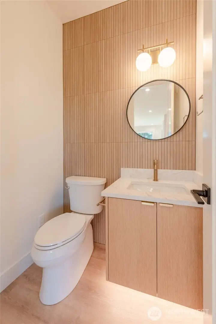 Main level hall bath