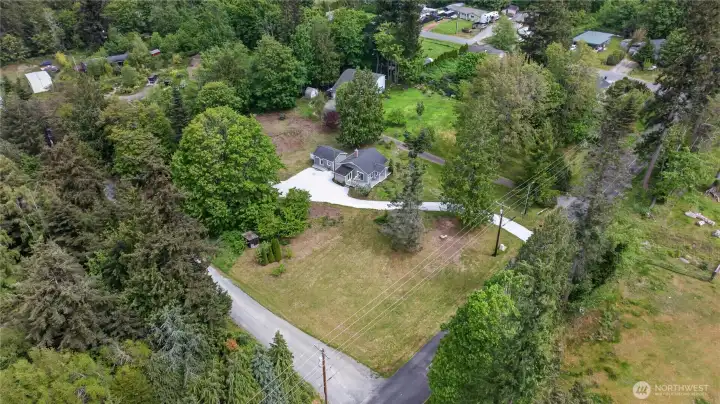 Great location, private & useable acreage w/ no HOA!