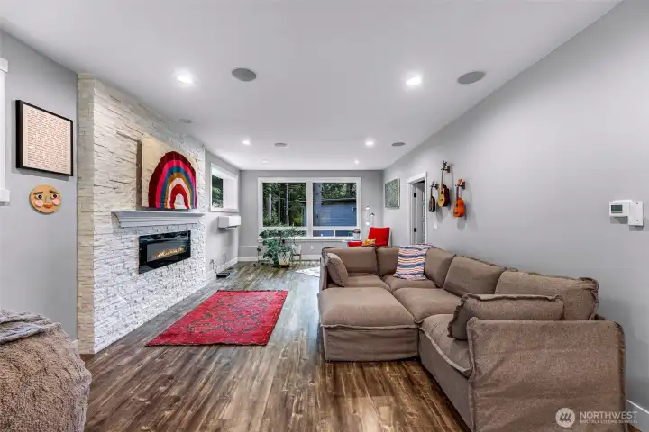 Ledgestone fireplace for maximum hygge Ledgestone fireplace for maximum hygge