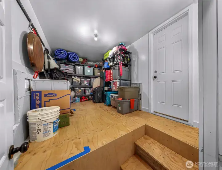 Professionally-built gear room off crawlspace Professionally-built gear room off crawlspace
