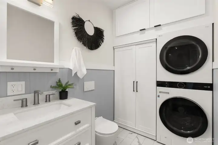 half bath and utility room on main half bath and utility room on main