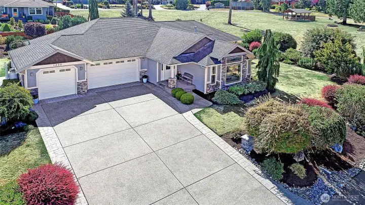 Welcome to 1030 Kingswood DR, Camano Island