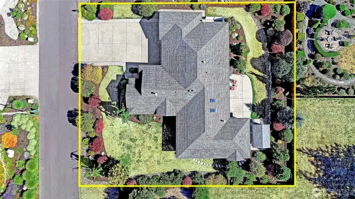 Large lot which is around a third of an acre.