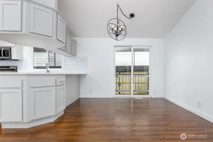 Dining room next to sliding door Dining room next to sliding door