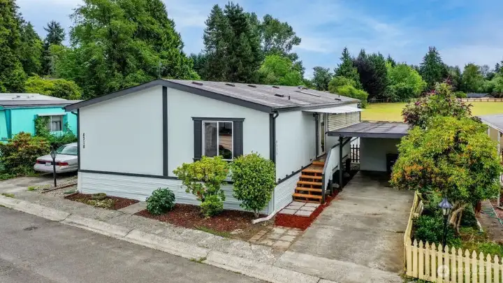 1 Car-Covered Carport, 2 car tandum parking 1 Car-Covered Carport, 2 car tandum parking