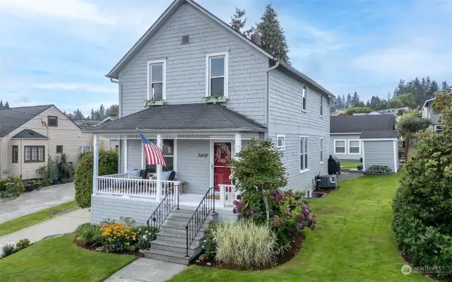 Historic Millville home right downtown Gig Harbor!