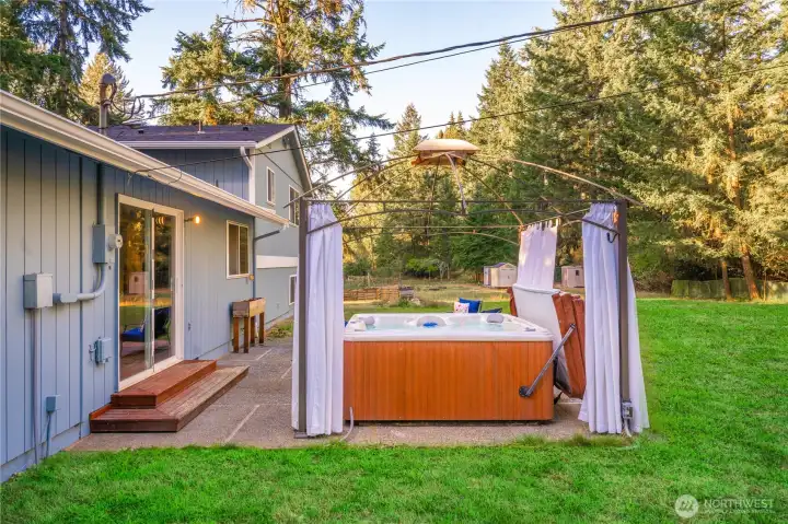 Best of all, the hot tub stays!
