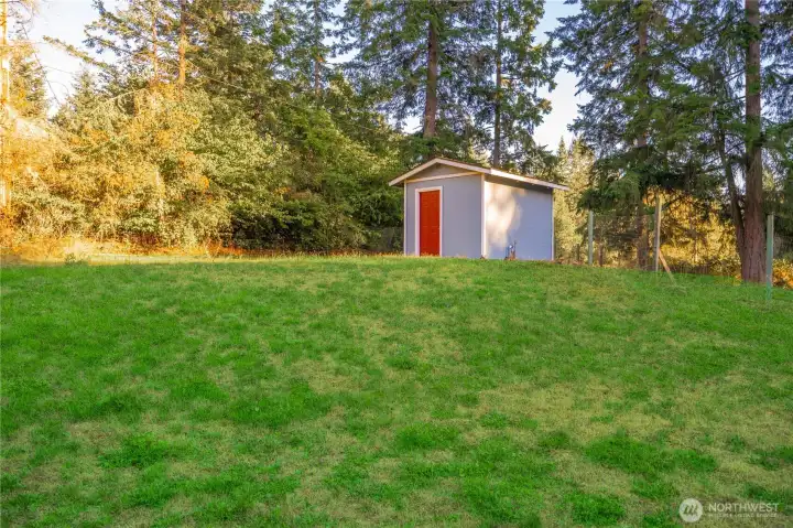 Well house and has new exterior paint