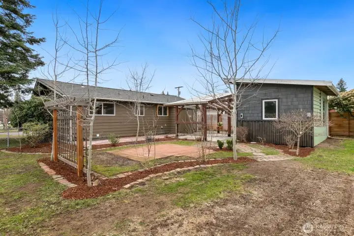 Shed offers 30 AMP for RV hookup or convert to EV charger.