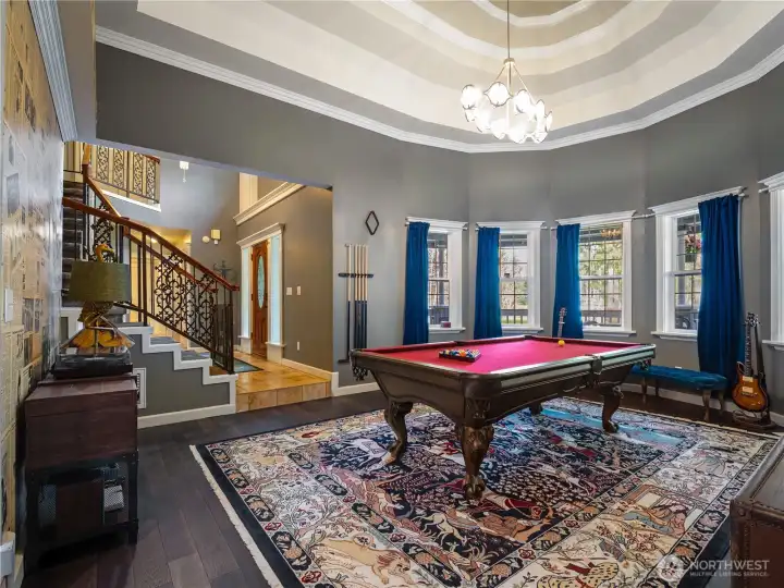 Billiard/entertainment room
