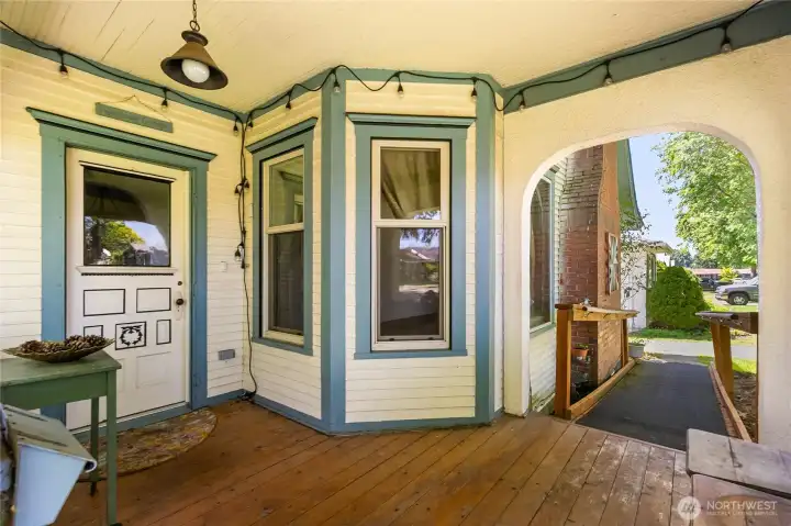 covered entrance into the home. covered entrance into the home.