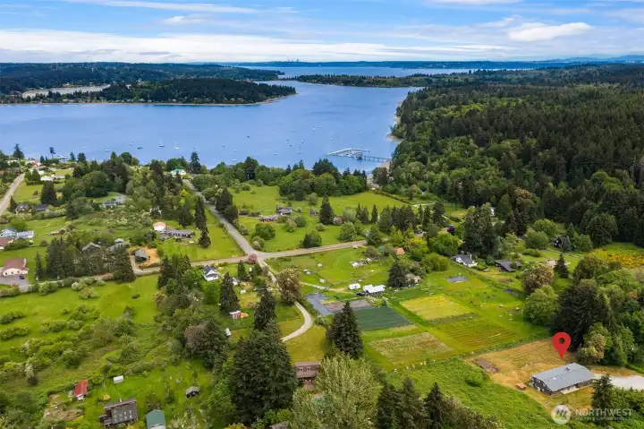 Dockton is a historical fishing and farming community on Maury Island. The parcels are larger and host gardens of all types with beautiful old 1900's farmhouses.