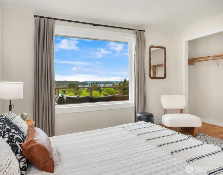 Imagine waking up to this view!