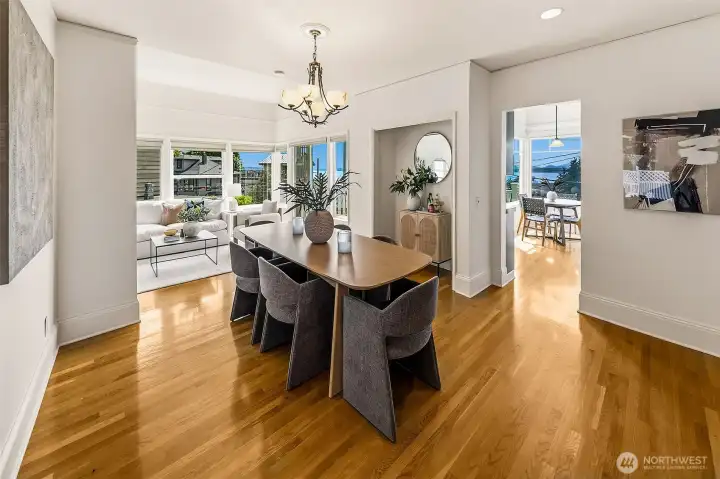 Dining room has room to entertain all your guests!