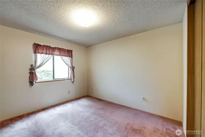 2nd Bedroom 2nd Bedroom
