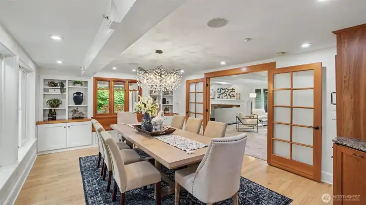 Large Dining room