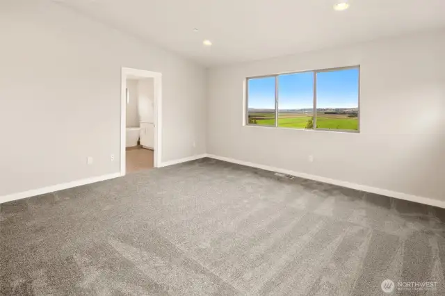 Interior finishes & colors may vary. See site agent for details