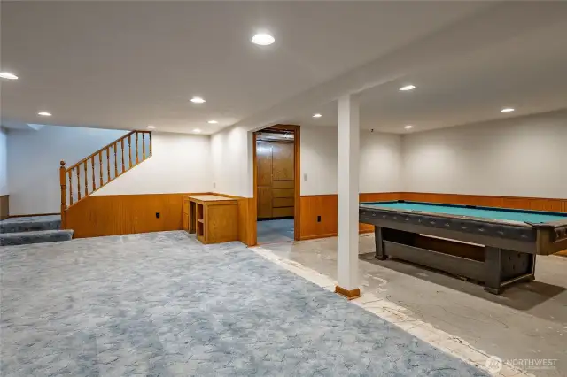 Basement partially finished.