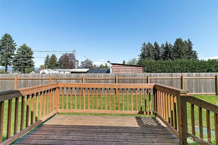 Backyard deck for relaxing.