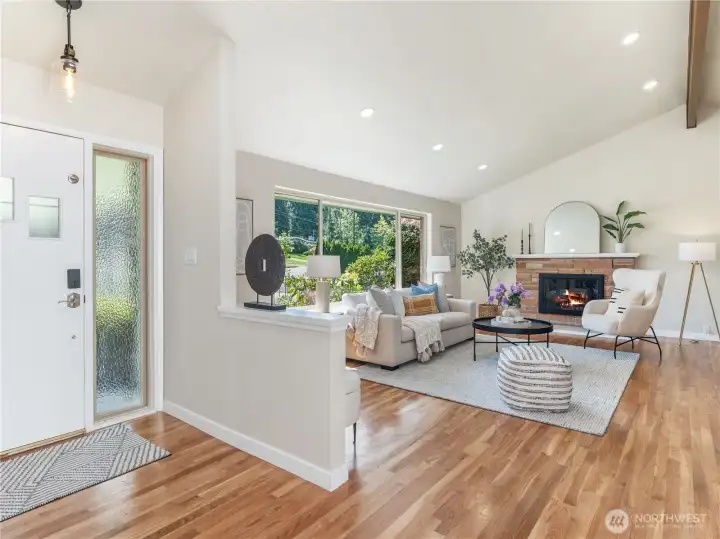 Bright LivingRroom