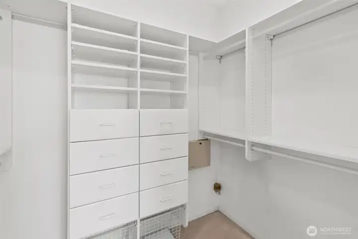Walk-in Closet