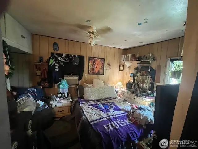 1822 Bedroom