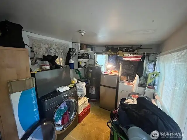 1822 Laundry Area