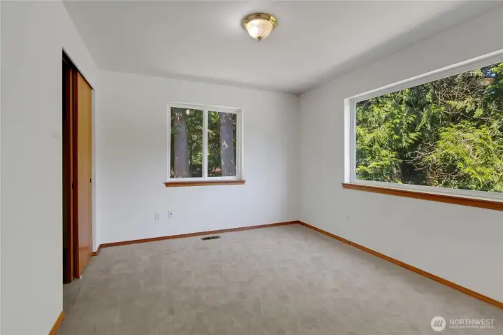 Upstairs bedroom.