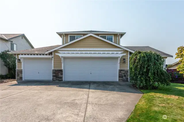 street view with 3 car garage