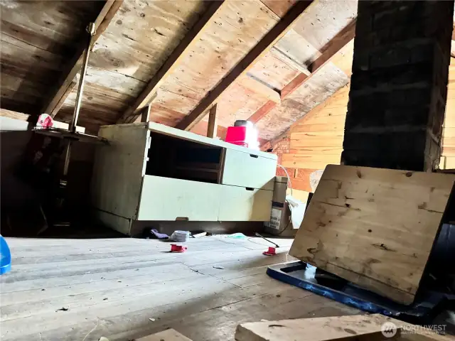 unfinished upper loft / attic