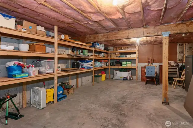 Storage/work shop is almost 900 sq. ft.