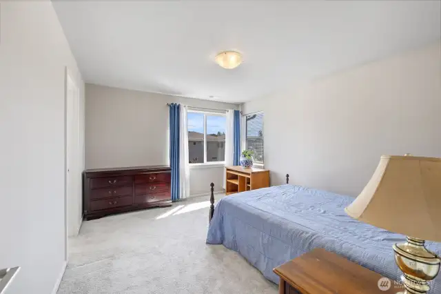 Window coverings stay with home!
