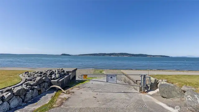 Private community boat ramp and beach