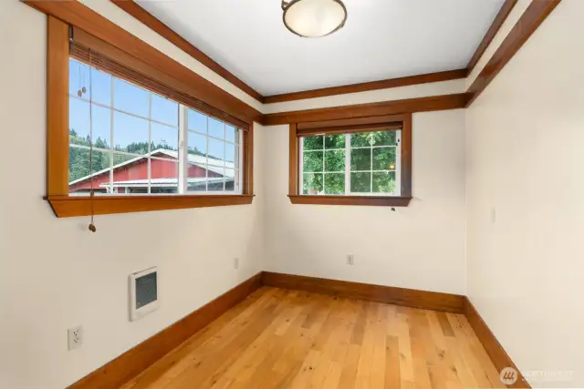 Main level office