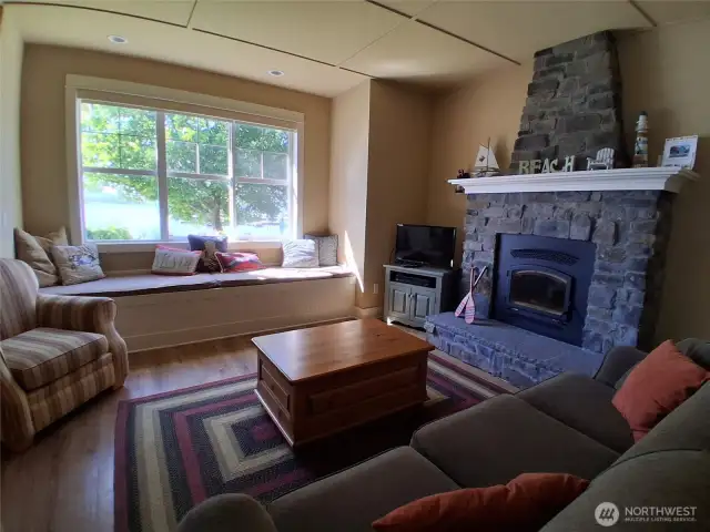 Living Room with Fireplace